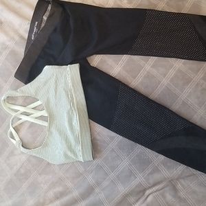 Lululemon sports bra and oxygen yoga crops